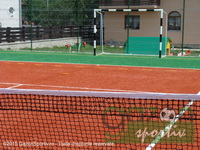amenajare terenuri multisport fotbal si tenis cu gazon artificial sintetic Suceava