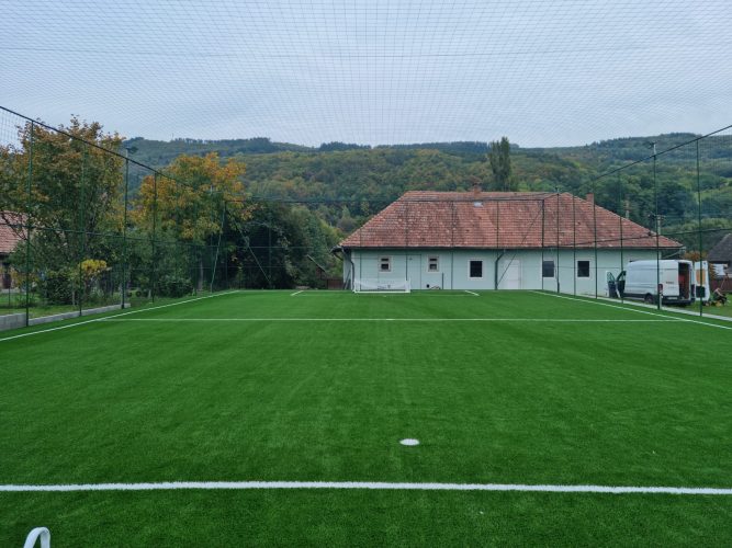 teren minifotbal 50mm Tarnovita Glogal Sport(6)